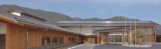 役場庁舎写真
