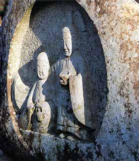 大石原の祝言跪座像の写真